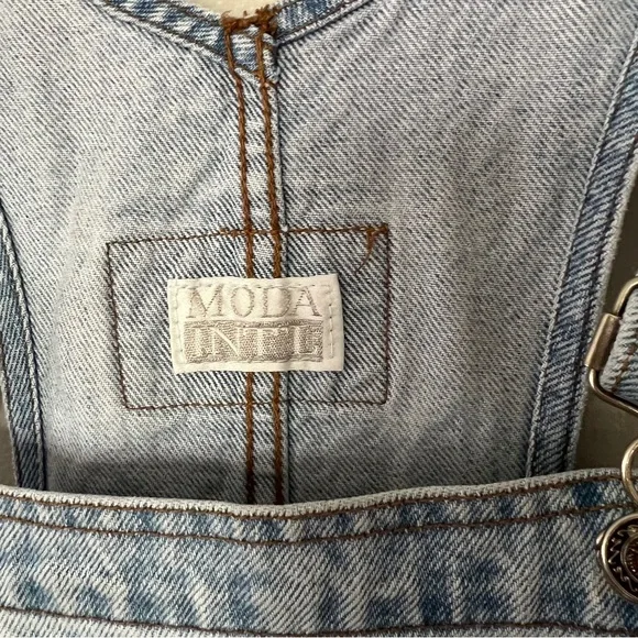 Vintage 90’s Moda INTL Light Blue Wash Denim Overalls - Picture 6 of 6